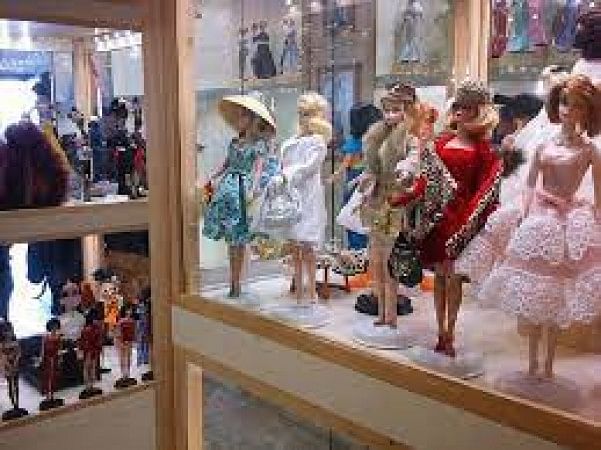 International Dolls Museum