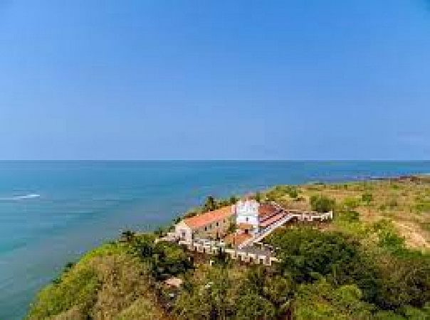 Querim Beach And Tiracol Fort